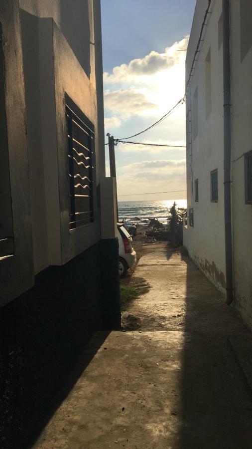 Dar El Pirata Hostel Asilah Exterior photo