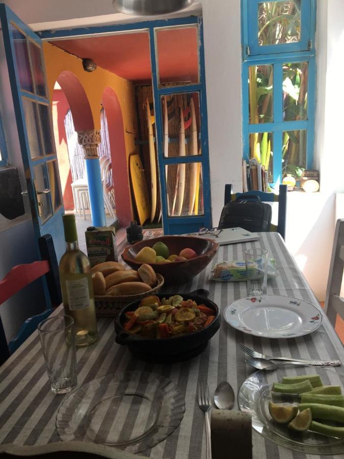 Dar El Pirata Hostel Asilah Exterior photo