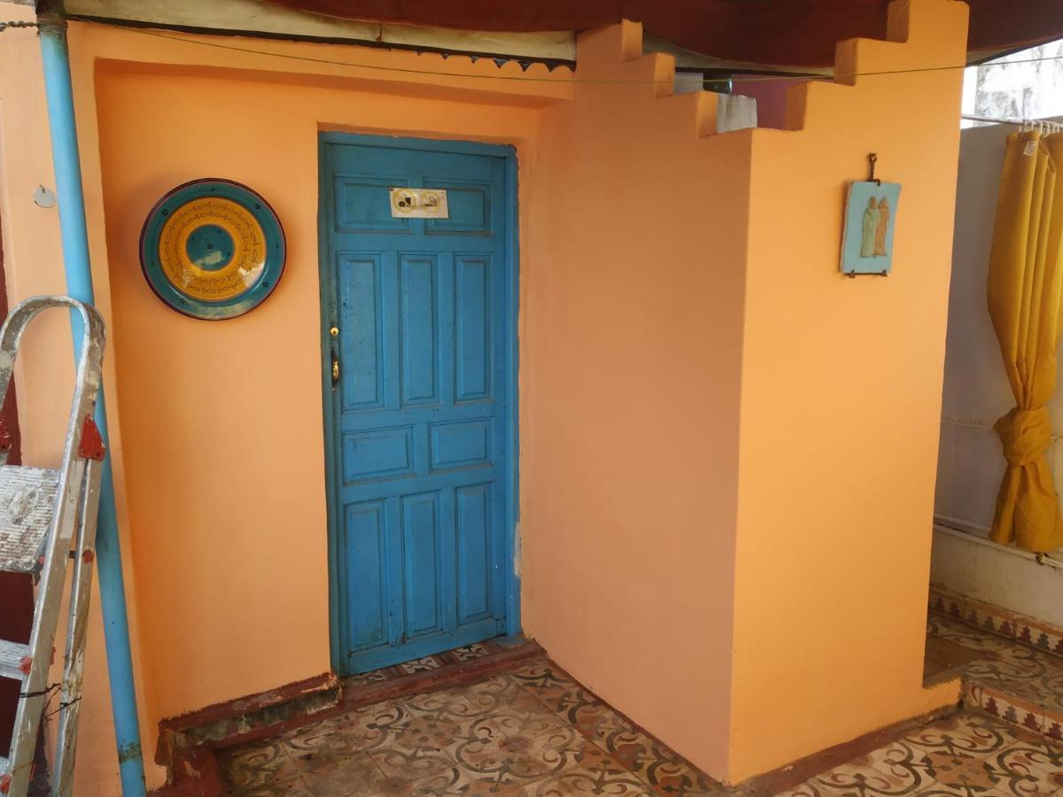 Dar El Pirata Hostel Asilah Exterior photo