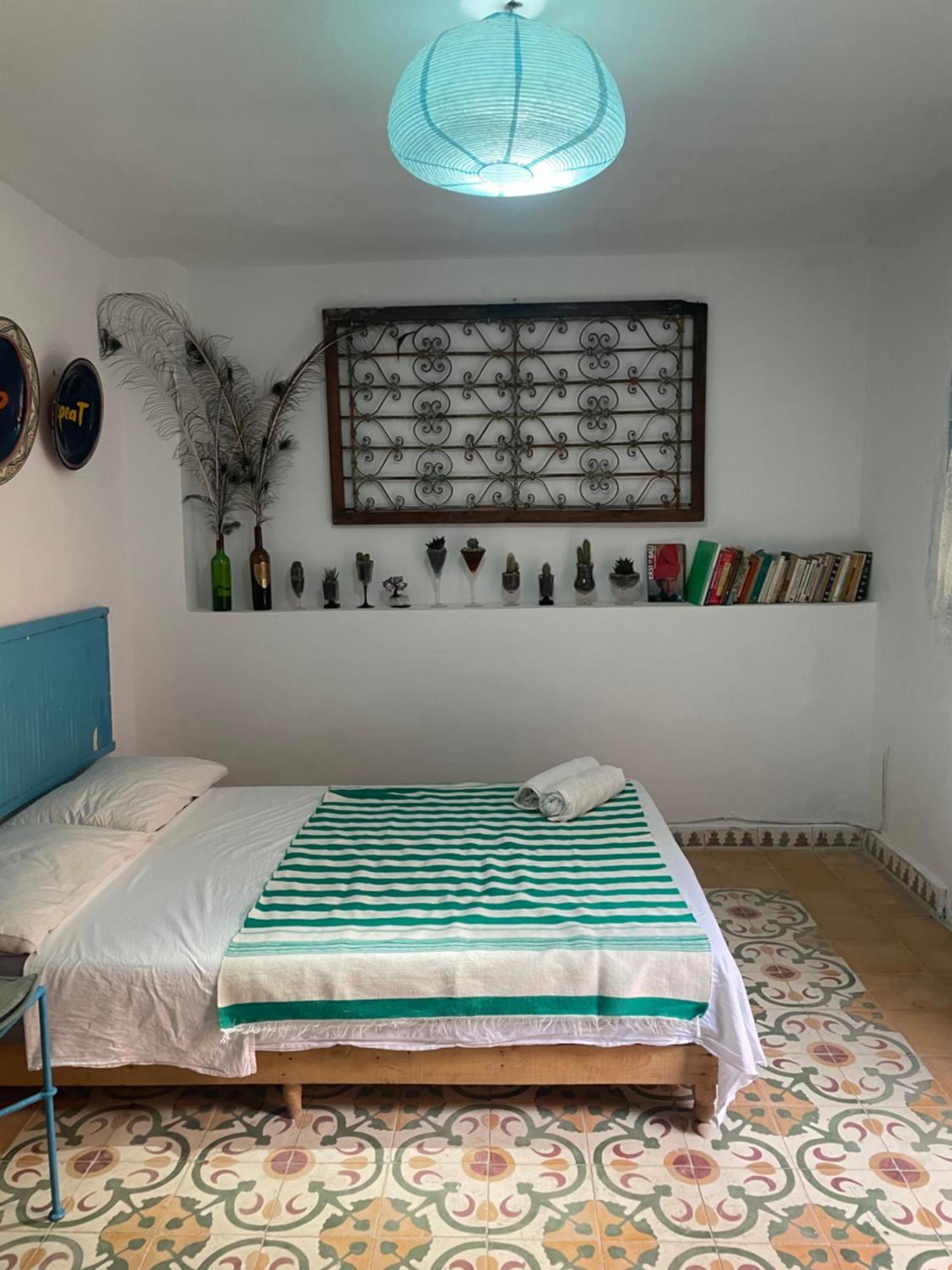 Dar El Pirata Hostel Asilah Exterior photo